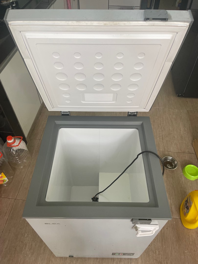 ELBA Chest Freezer, TV & Home Appliances, Kitchen Appliances