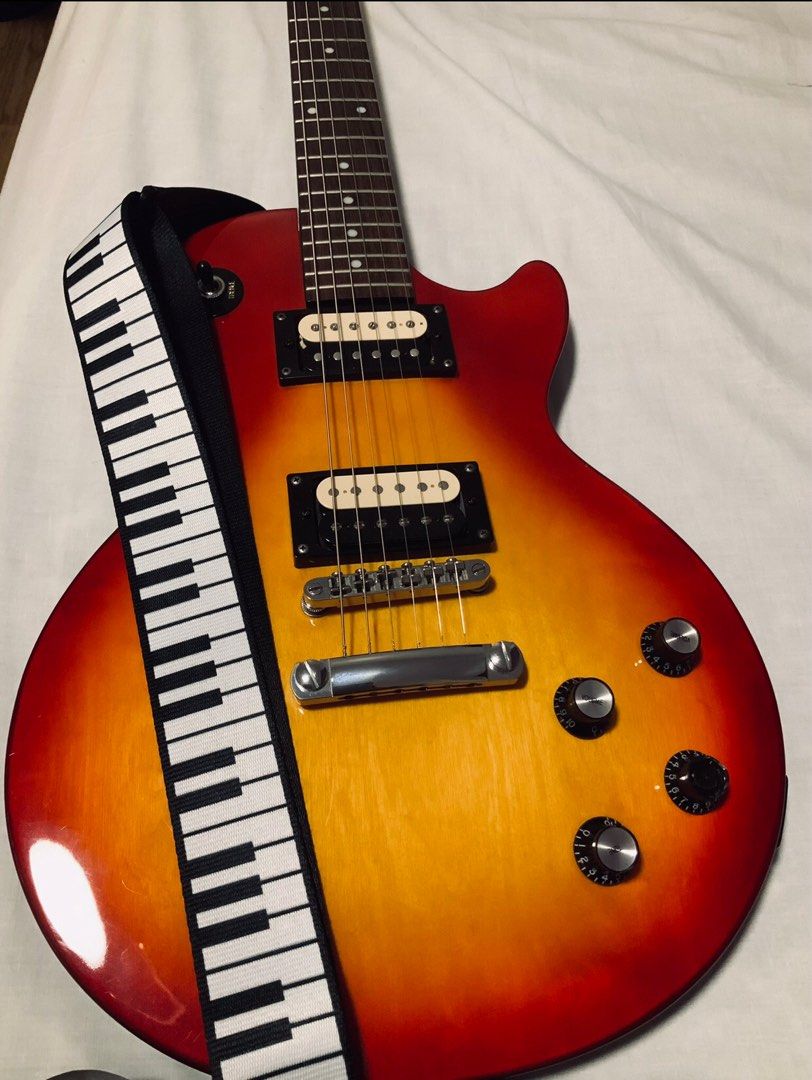 Epiphone Les Paul Studio LT, Hobbies & Toys, Music & Media, Musical ...