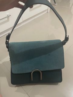 Fossil blue
