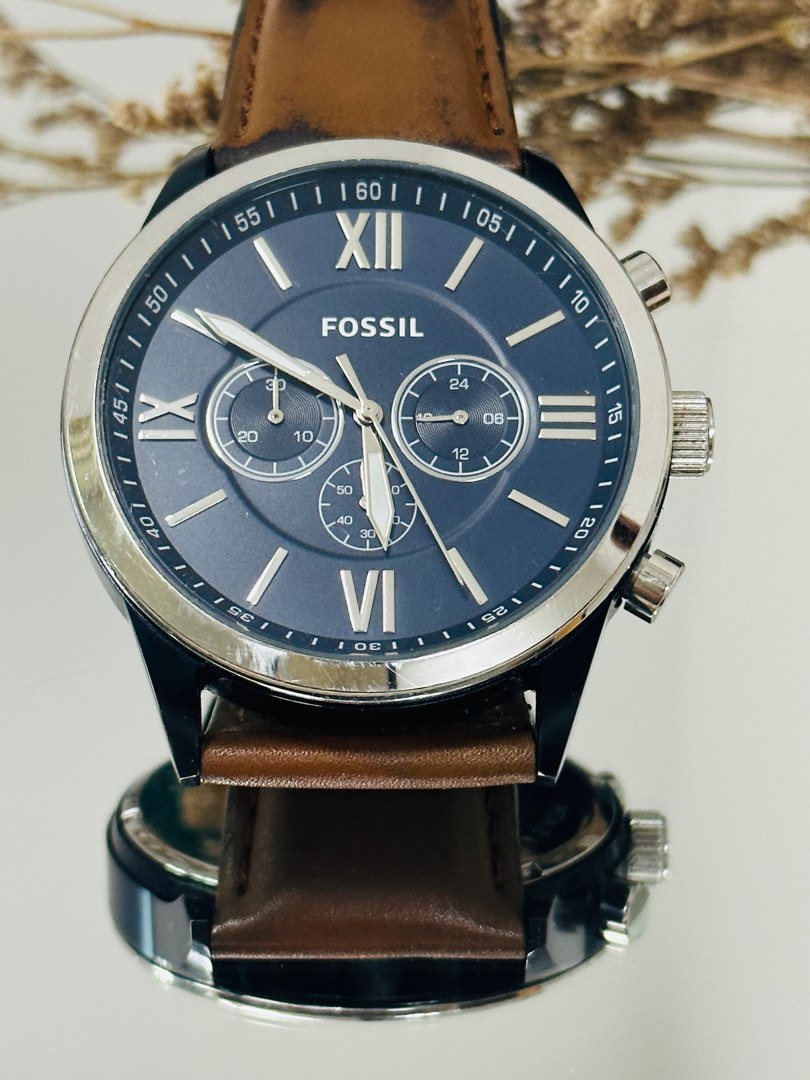 Fossil leather strap price online