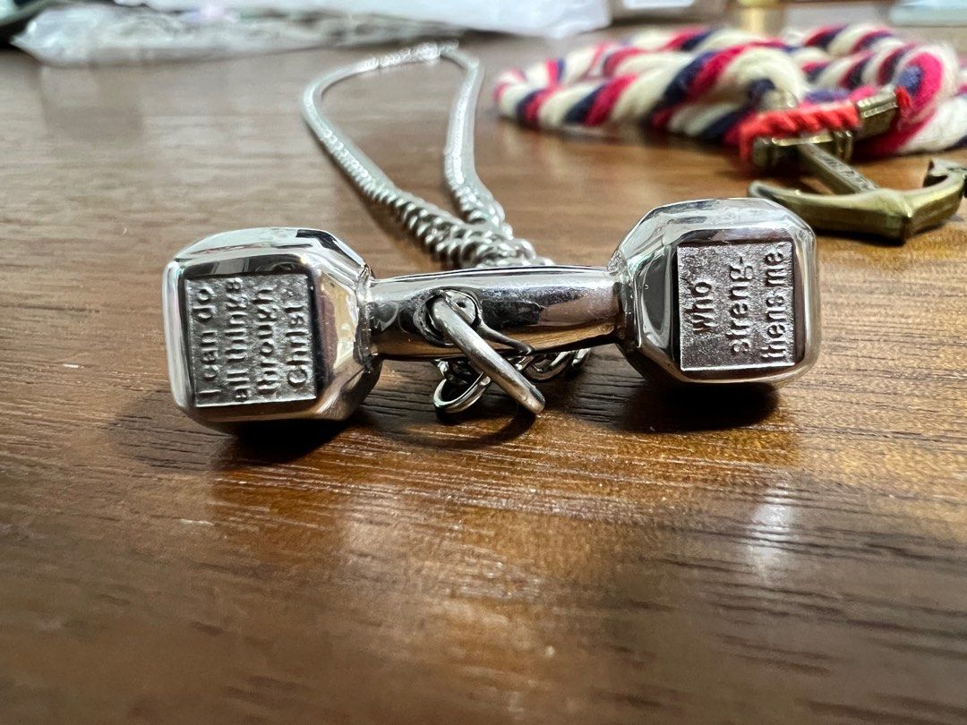 Free necklaces by hotsell mail free shipping