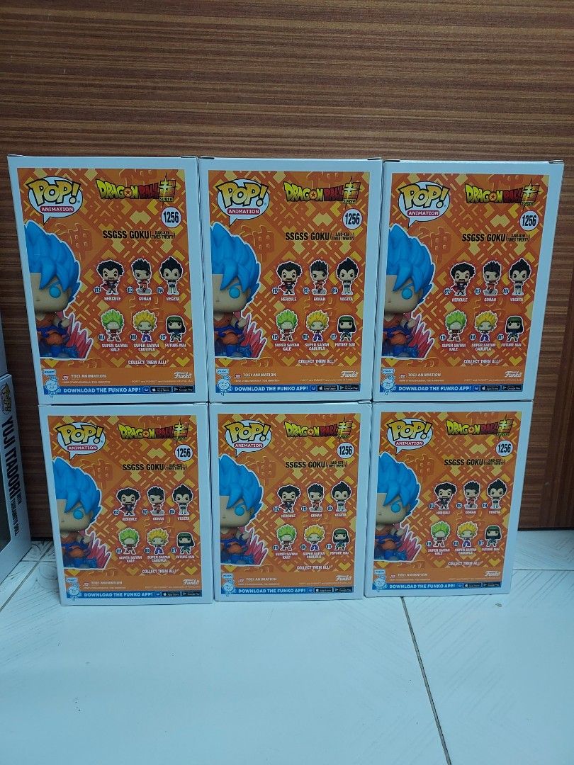 Funko Goku SSGSS BoxLunch Glow in the dark, Hobbies & Toys, Toys
