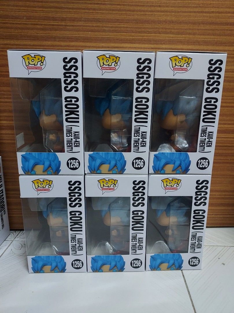 Funko Goku SSGSS BoxLunch Glow in the dark, Hobbies & Toys, Toys