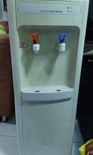 Hot and Cold Water Dispenser top load