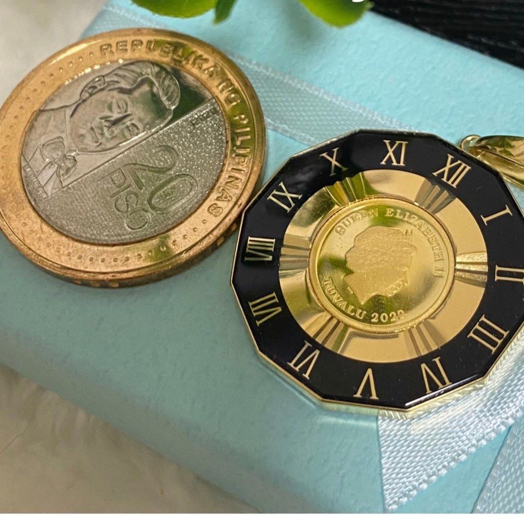 JAPAN BLACK ELIZABETH PENDANT, Luxury, Accessories on Carousell