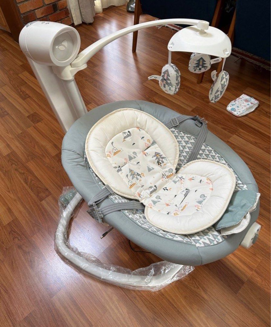 Joie Serina Swivel Swing on Carousell