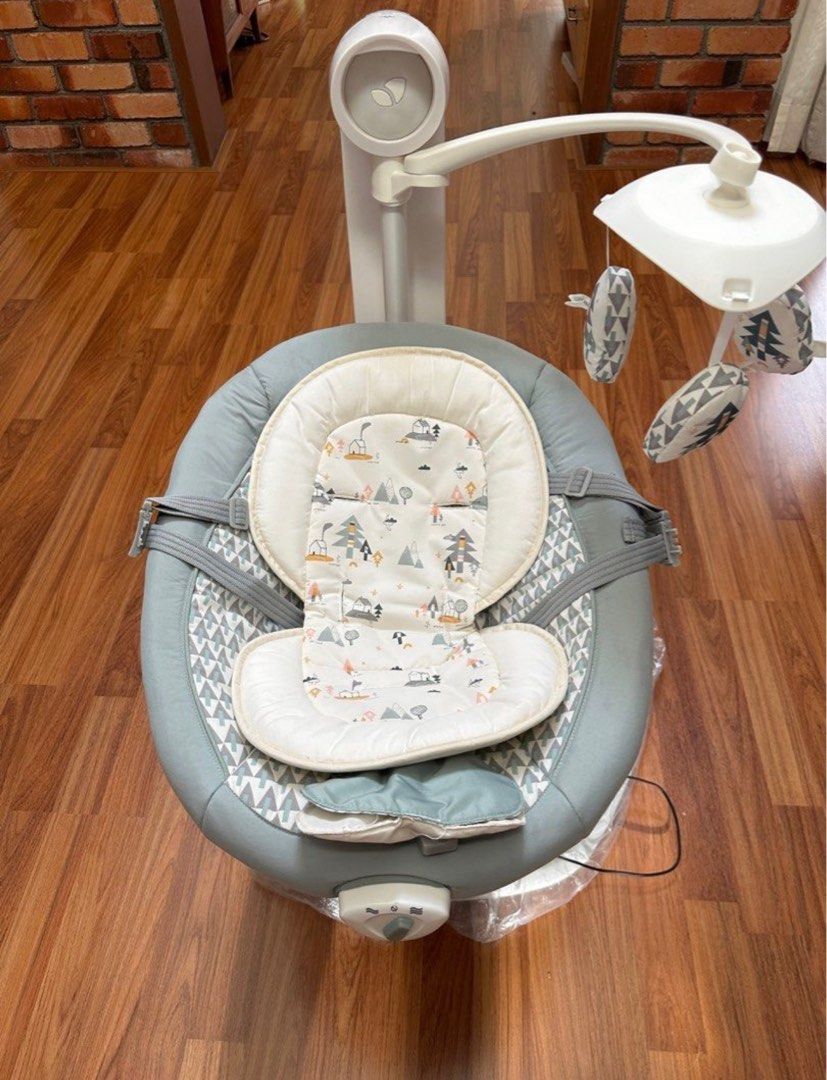 Joie Serina Swivel Swing on Carousell