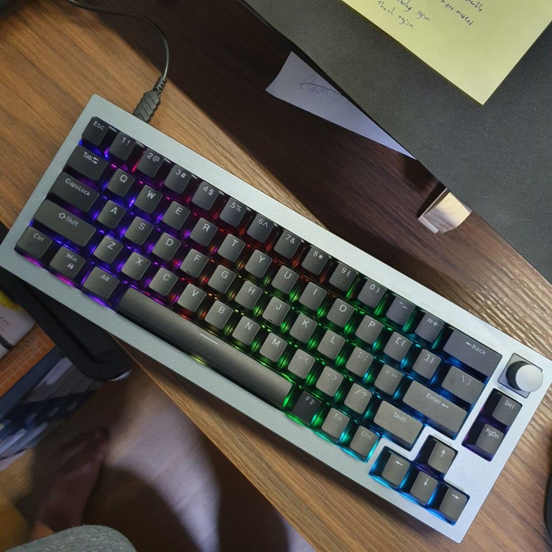 Keychron Q2 grey with knob 65 metal cnc aluminium mechanical keyboard