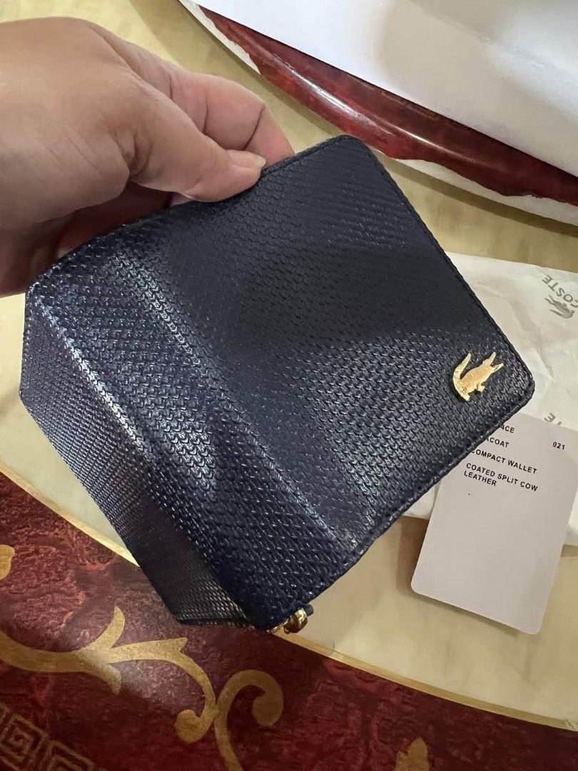 Lacoste Bifold Wallet, Women's Fashion, Bags & Wallets, Wallets & Card