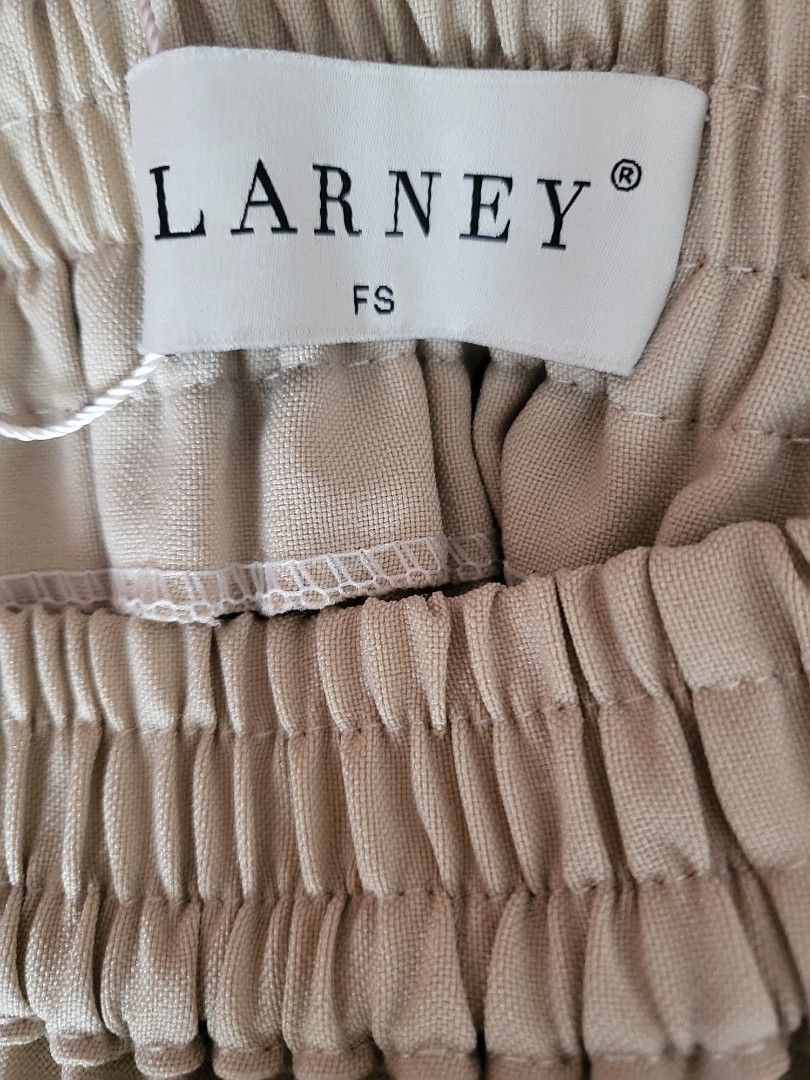 Larney Pleated Skirt Women s Fashion Bottoms Skirts on Carousell