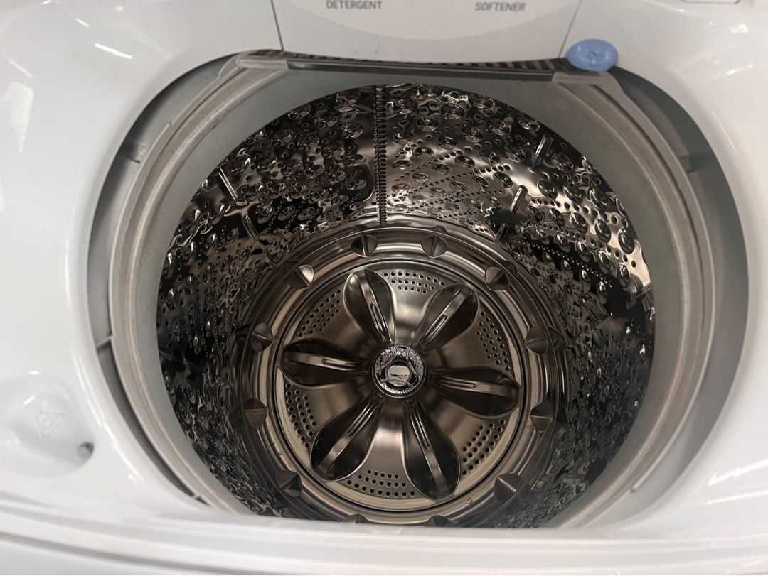 LG Top Load Washing Machine 10Kg TH2110DSAW, TV & Home Appliances, Washing Machines and Dryers