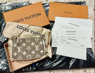 Louis Vuitton Mini Pochette Accessoires Pink M82623 Monogram
