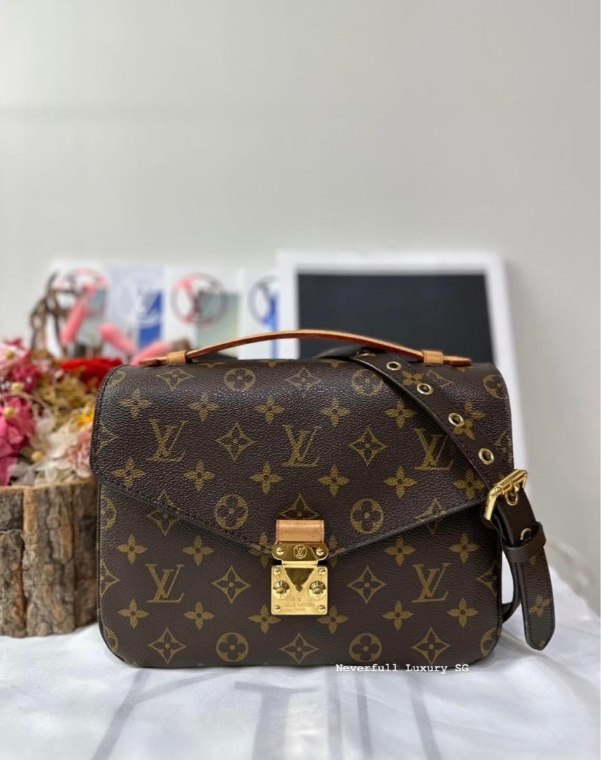lv pochette metis monogram