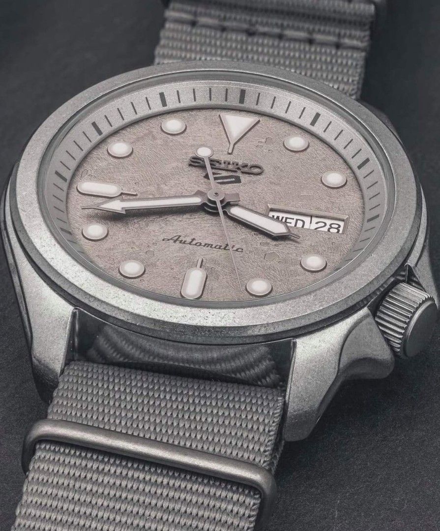 *Lowest Price*Seiko 5 Sports Cement SRPG63 Men's Automatic Grey Dial