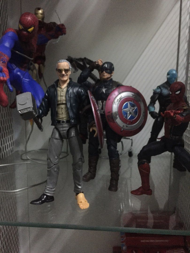 Marvel legends captain clearance america endgame walmart