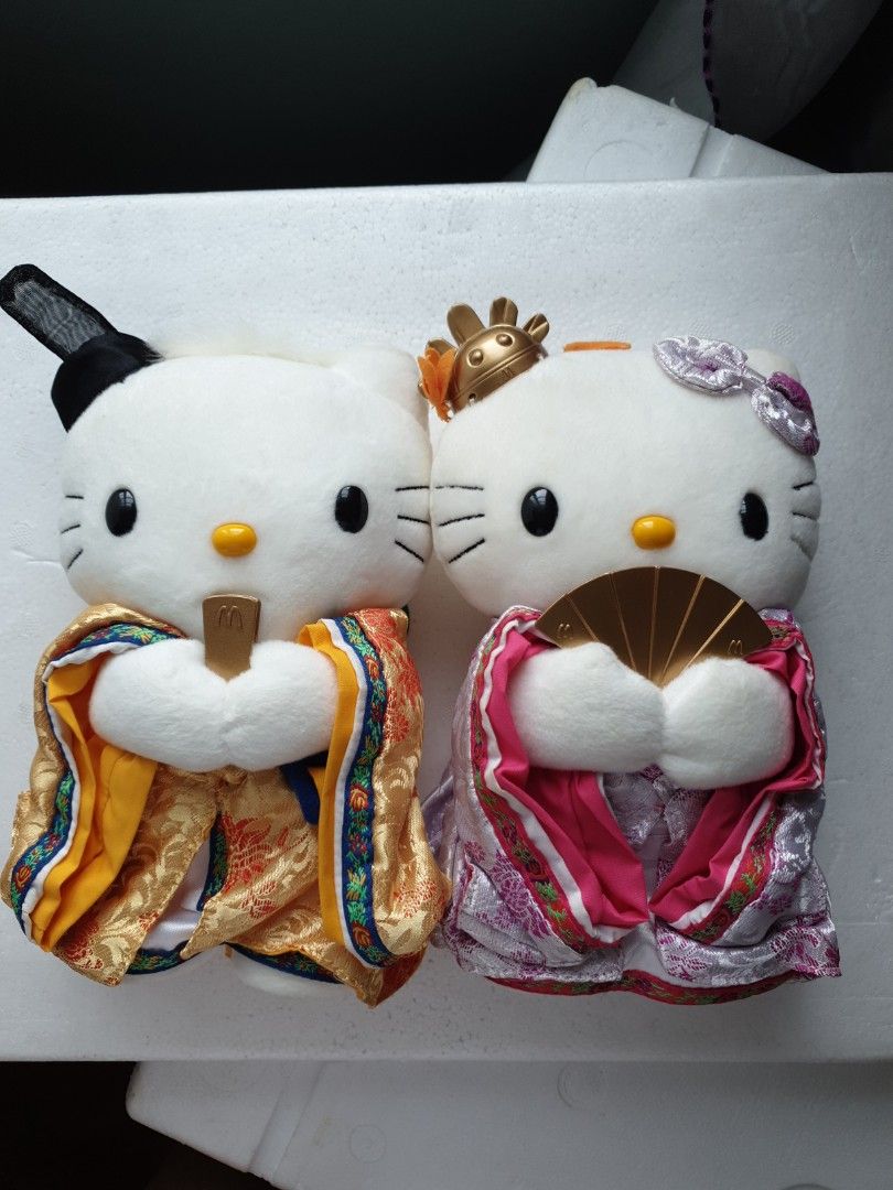 1999 mcdonalds hello kitty plush deals