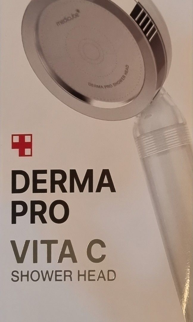 Medicube Derma Pro Vitamin C Shower Head, Beauty & Personal Care, Bath