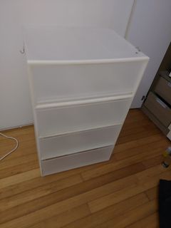 (Category: ) located in . Submitted by Ember (Listing ID 1213315981, Image 1). Description: .