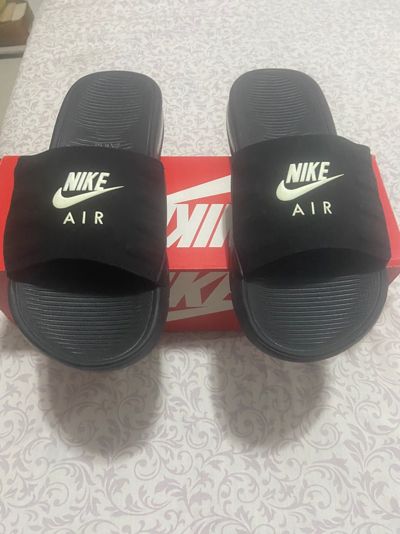 nike slippers camden
