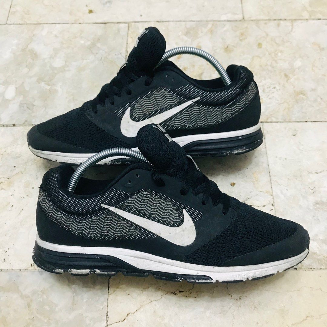 harga nike zoom fly