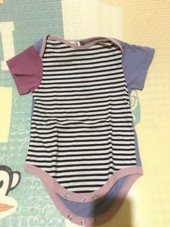 Nyonya Nursingwear baby jumper bodysuit size L