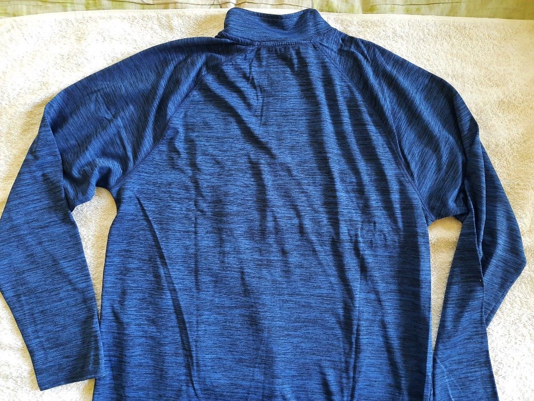 Old Navy Rash Guard, Men's Fashion, Tops & Sets, Swim Top & Rash Guards