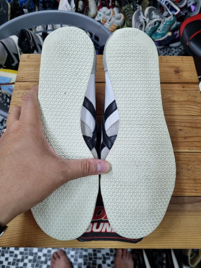 do onitsuka tigers run small