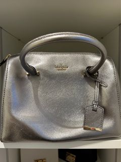 Coach Calf Leather Madison vs Kate Spade Carson Convertible Crossbody/Unboxing/what's  inside my bag 