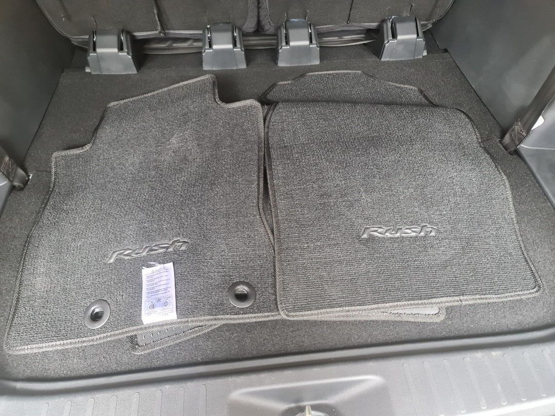 Original Matting for Toyota Rush 7 seater, Car Parts & Accessories