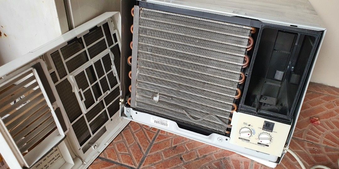 Panasonic Aircon 3/4 (0.75) hp NON-INVERTER (Category: Air Conditioning and Heating) located in Mandaluyong City. Submitted by limerick18 (Listing ID 1213260977, Image 3). Description: Sold as-is RFS: spare unit since I moved to a furnished condo Rarely used since it was only being used during summer Bought Mar 18, 2021 For pickup only at Baesa, Caloocan City.