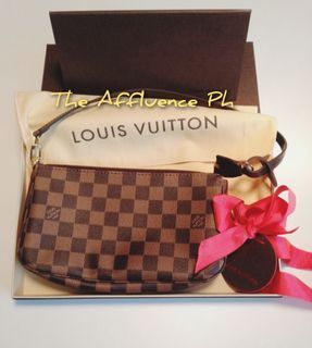 Louis Vuitton Pochette Accessoires in Monogram Canvas (Date code: MB0261)