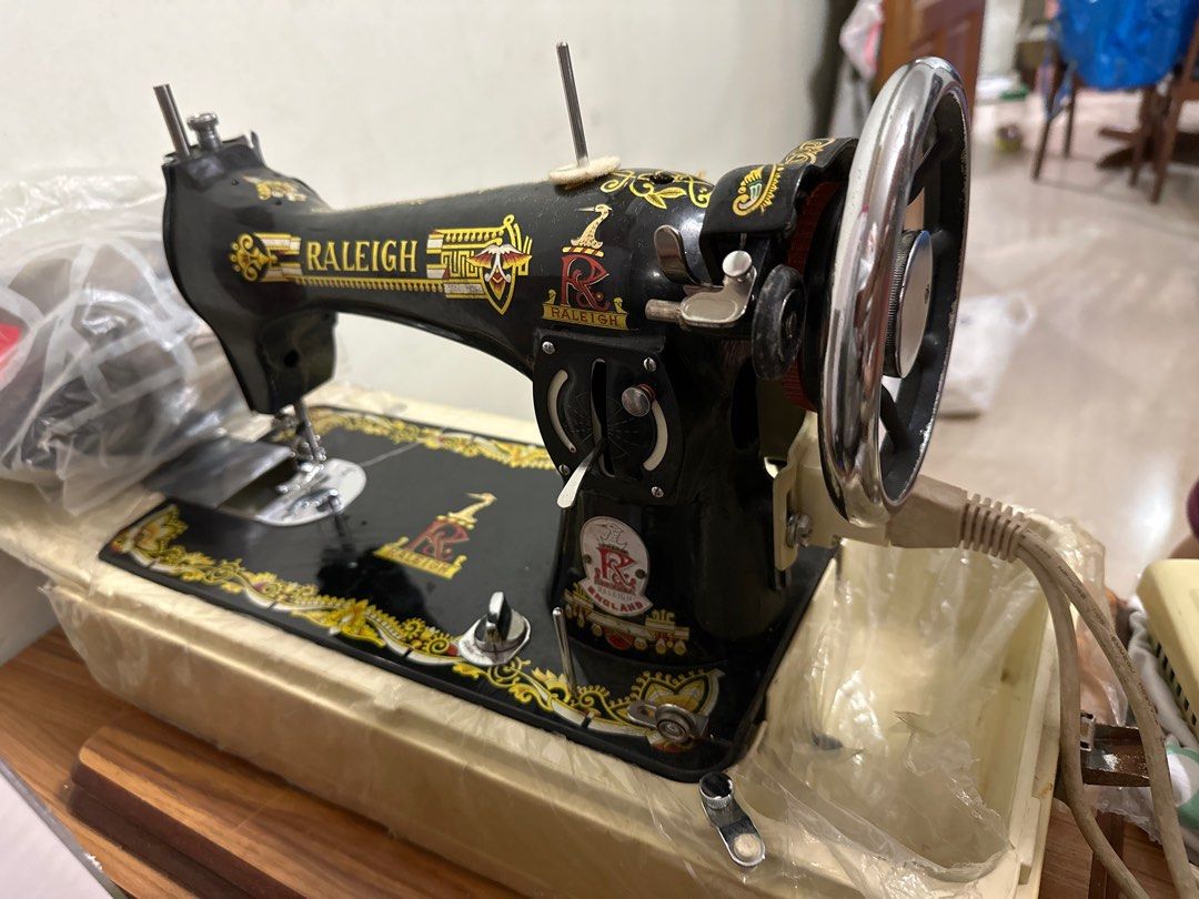 Raleigh table top sewing machine, Hobbies & Toys, Stationery & Craft