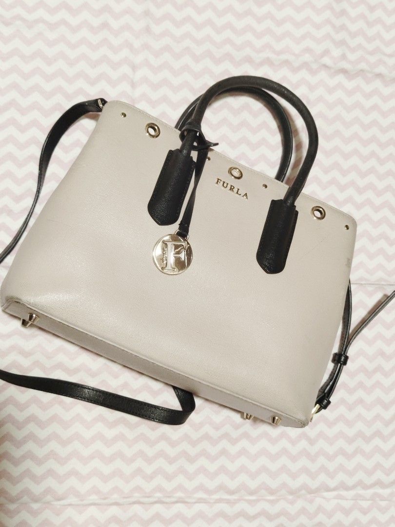 Bag outlet on sale australia