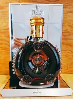 Remy Martin Louis XIII Cognac Baccarat Crystal 2021