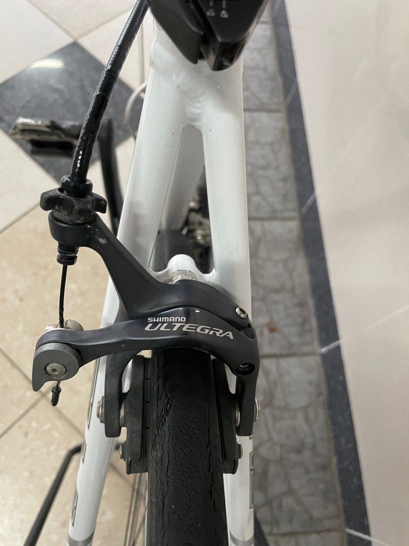 Fuji Road Bike, Size 52, Ultegra , Sports Equipment, Bicycles & Parts