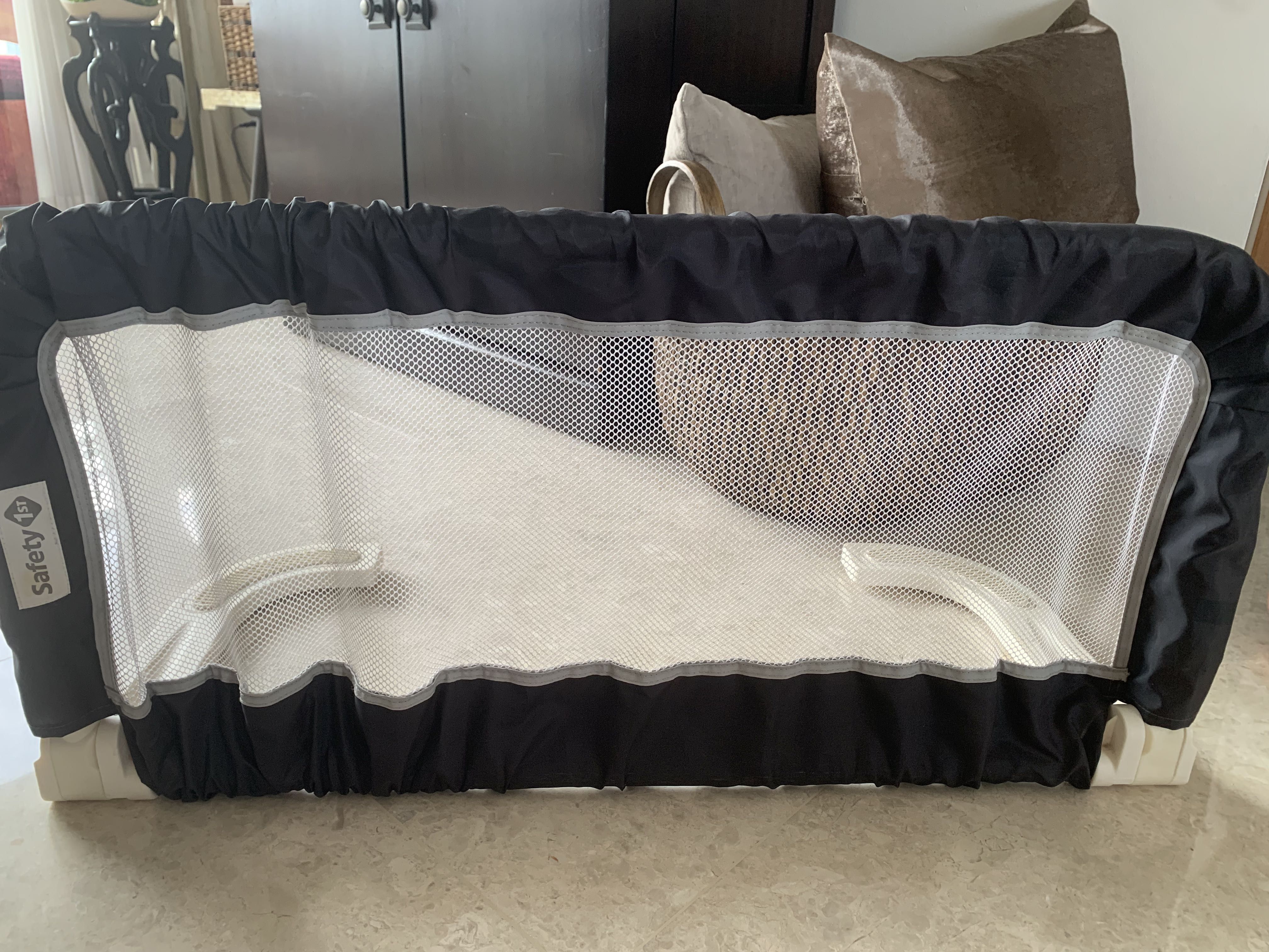 Safety First Compact Bed Guard, Babies & Kids, Baby Nursery & Kids