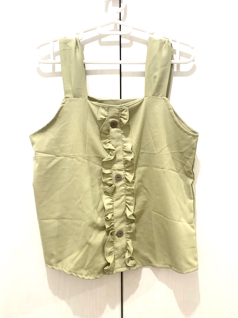 Sage Green Sleeveless Top Minimalist, Women's Fashion, Tops, Sleeveless