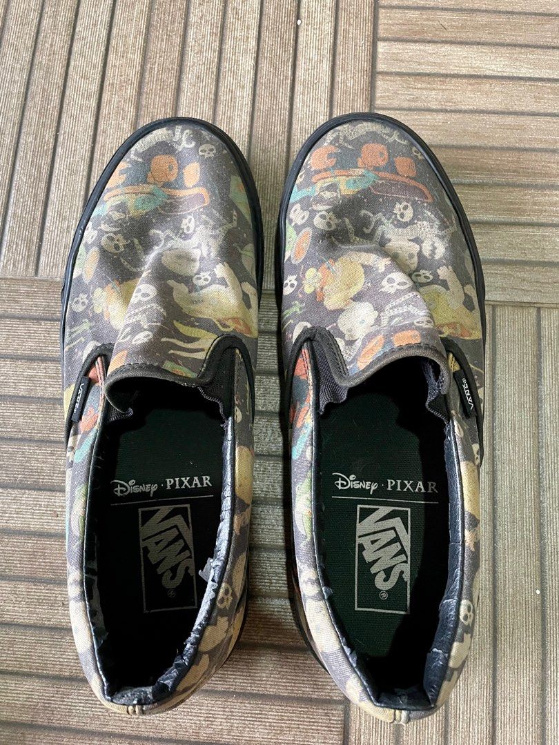 Sepatu vans x outlet toy story