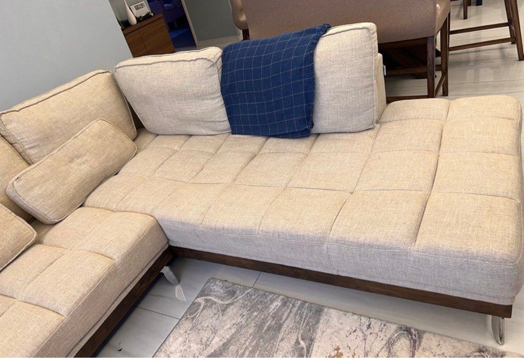 Sofa Harvey Norman, Furniture & Home Living, Furniture, Sofas on Carousell