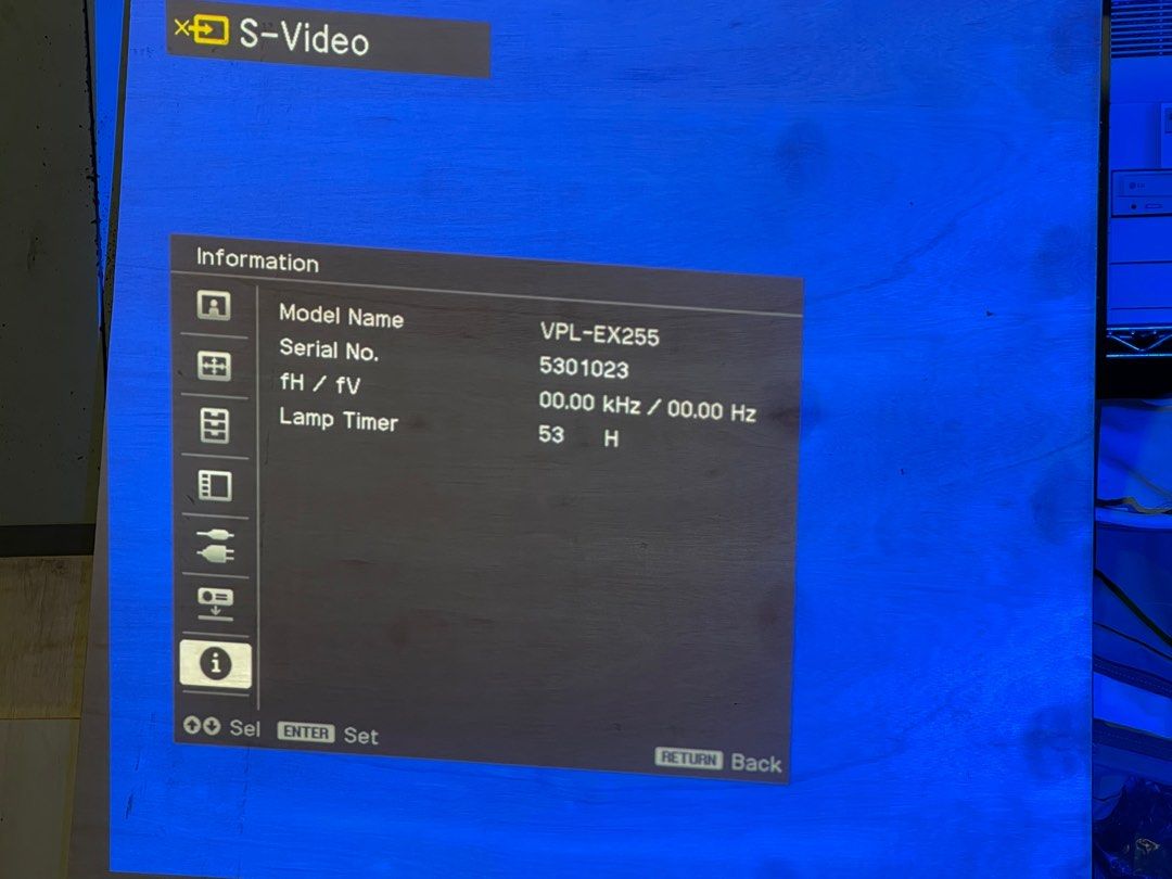 SONY XGA VPL EX255 projector, TV & Home Appliances, TV & Entertainment