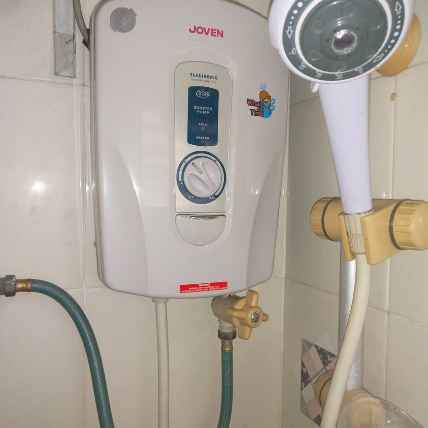water heater without pump (diff price: JOVEN with pam, 2mth wrty NEW  PENSONIC pemanas air panas), TV u0026 Home Appliances, Water Heater u0026 Instant  Showers on Carousell