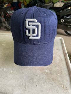 Topi Brand