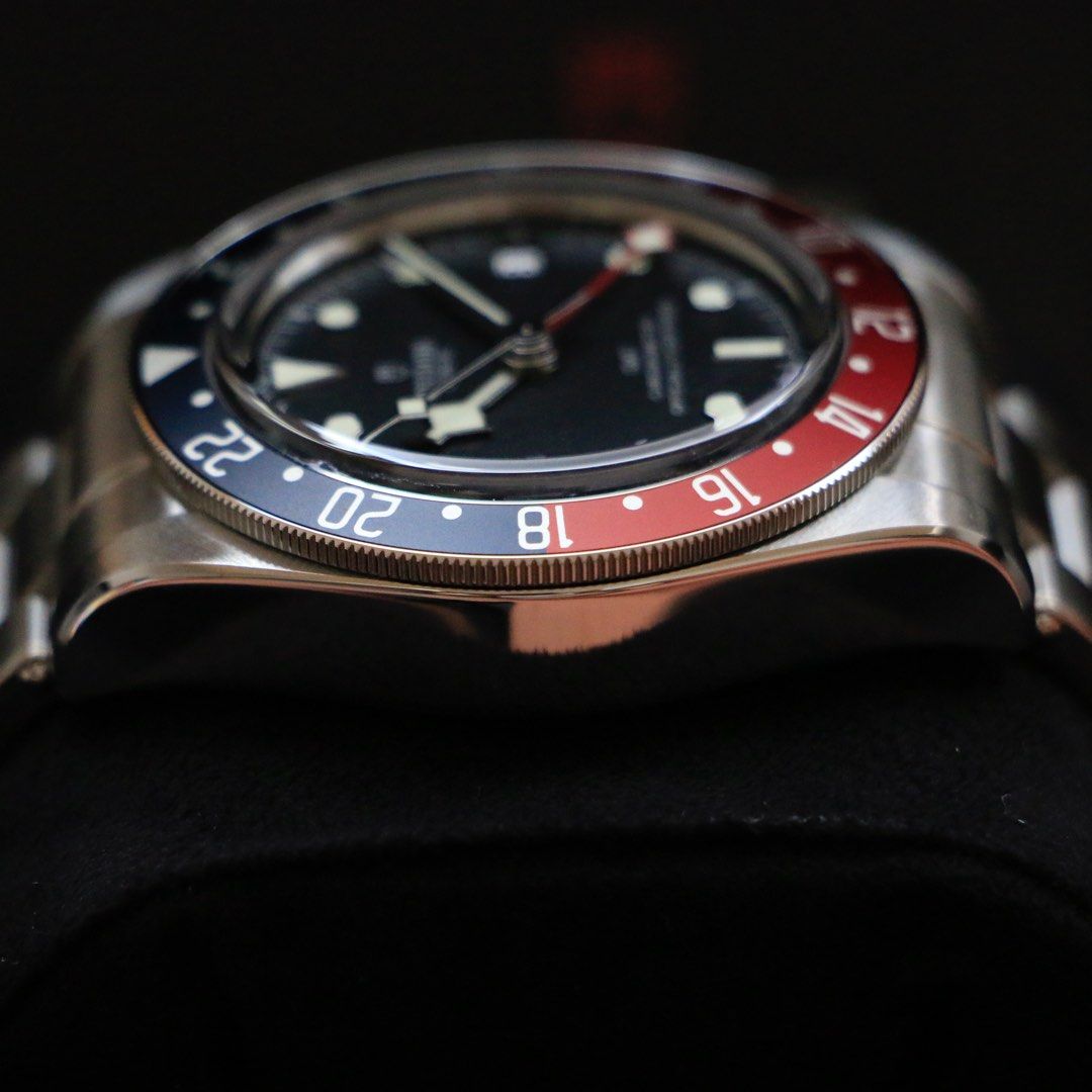 Tudor Black Bay GMT “Pepsi” (Category: Luxury Watches) located in Makati City. Submitted by grail_luxury (Listing ID 1213239447, Image 3). Description: Tudor Black Bay GMT “Pepsi” Ref: M79830RB-001 Case size: 41MM Year: 12/2022 Brand New & Complete Store inclusions Direct owner ₱229,000 (SRP ONLY!!!).
