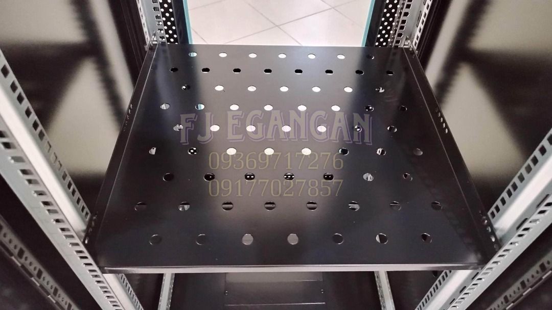 Tuffrack 42U Free Standing Data Cabinet, Computers & Tech, Parts ...