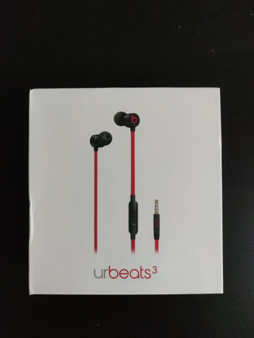 urbeats3 earpiece Audio Earphones on Carousell