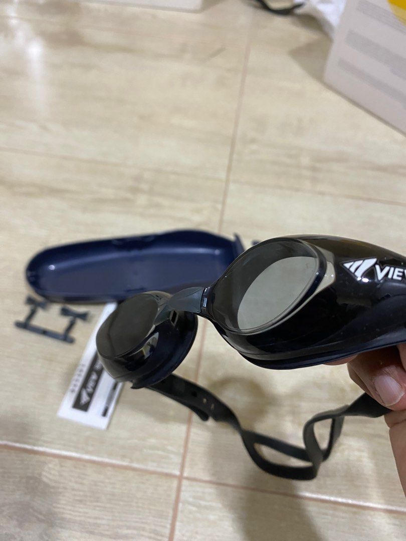View goggles, Sports Equipment, Sports & Games, Water Sports on Carousell