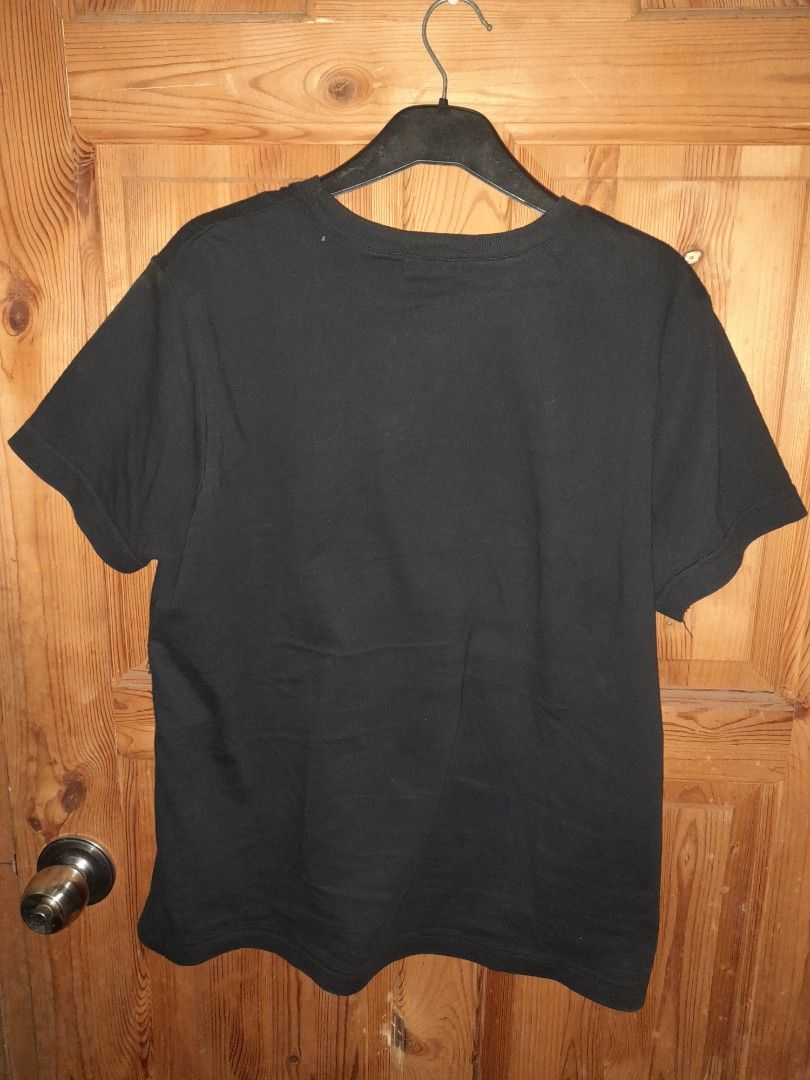 Vintage legit TOP 40 THE BEATLES ABBEY ROAD, Men's Fashion, Tops & Sets