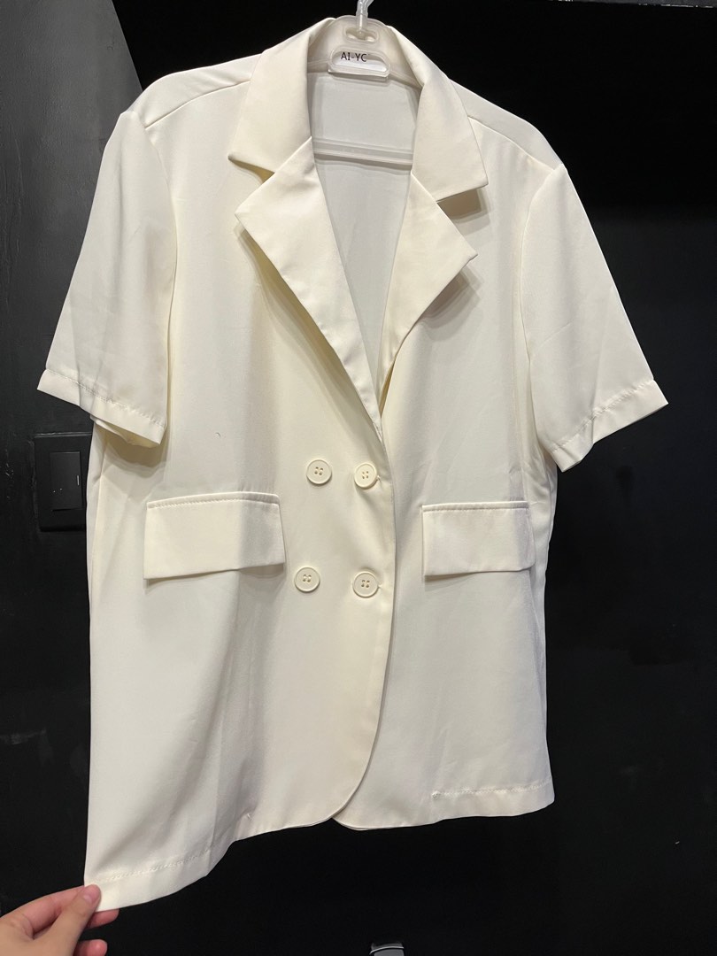 White blazer/coat, Women's Fashion, Coats, Jackets and Outerwear on
