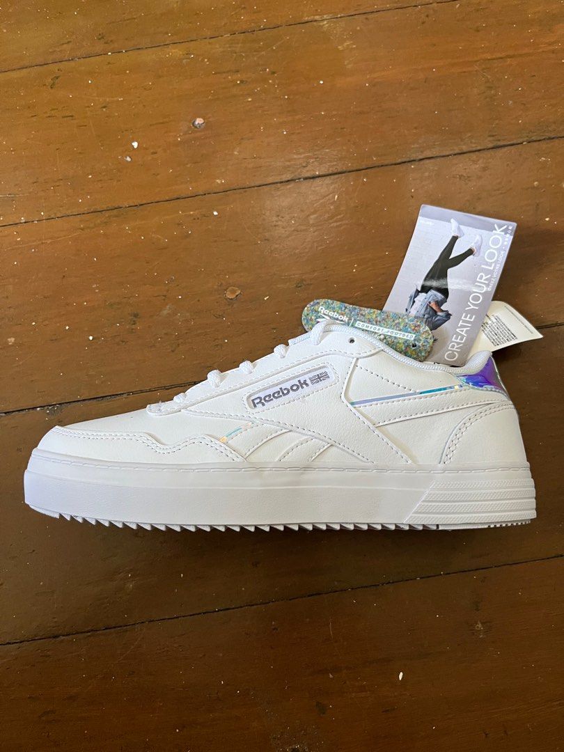 White Reebok Rubber Shoes Women s Size 7.5