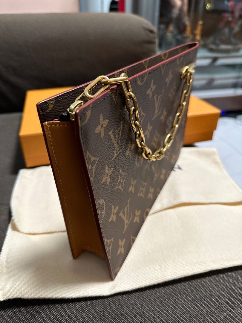 Louis Vuitton LOUISVUITTON Size:- M55646 Chain Clutch Chain Decoration  Monogram Clutch Bag